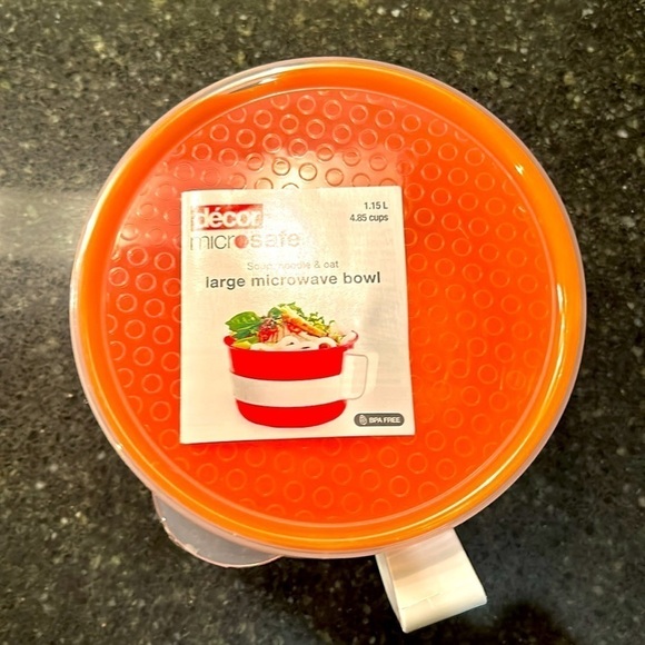 NEW Microwave Bowl 4.85 Cups by Studio Decor Orange Bowl Lid Dorm Life Halloween - Picture 5 of 7